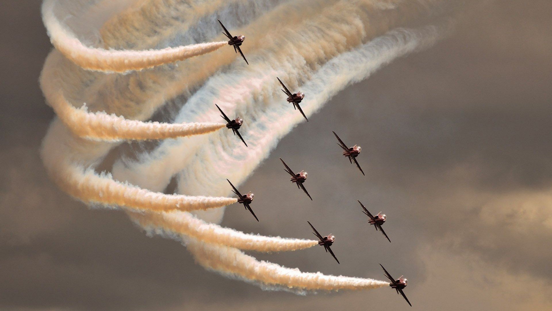 巴塞罗那遭遇队内危机 主帅面临压力，巴塞罗那队员2021